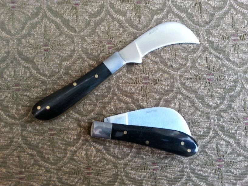 Morel Harvesting Knife Black Horn Handle